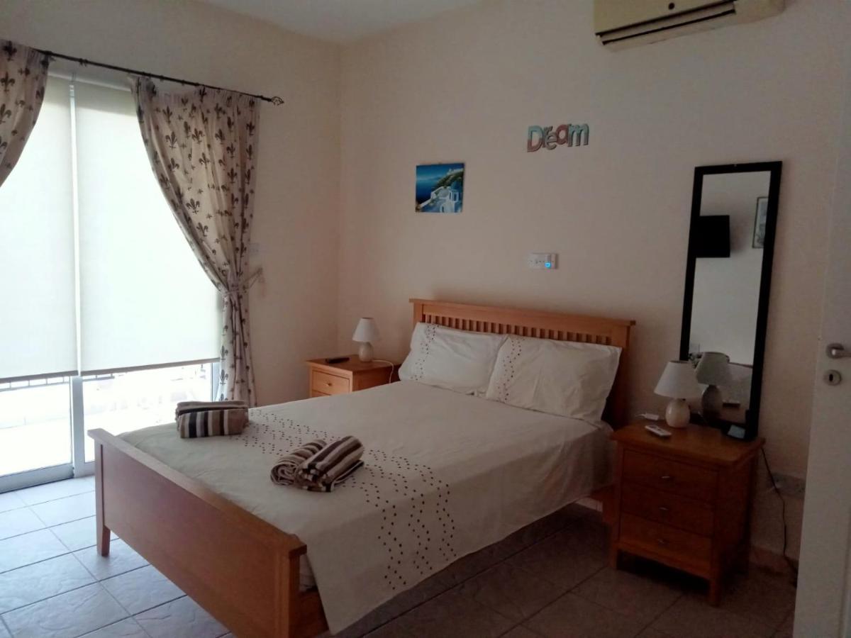 No3,23 Neilmmantos St Peyia Villa Luaran gambar
